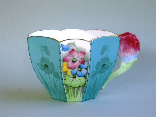 QUEEN ANNE 10 Tea Floral Handle